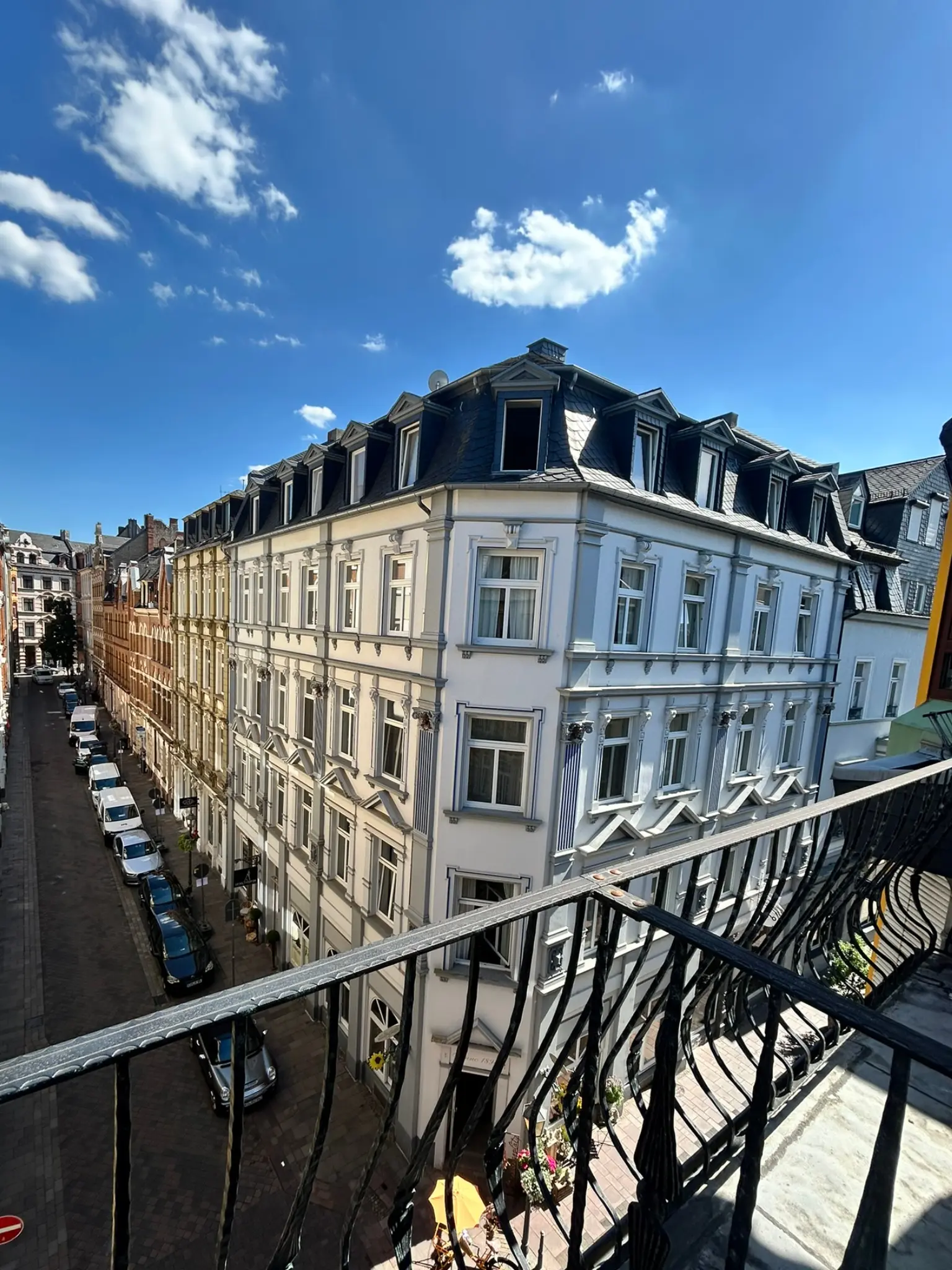 Weinstube im Hotel Kornpforte Koblenz – nostalgisches Interieur